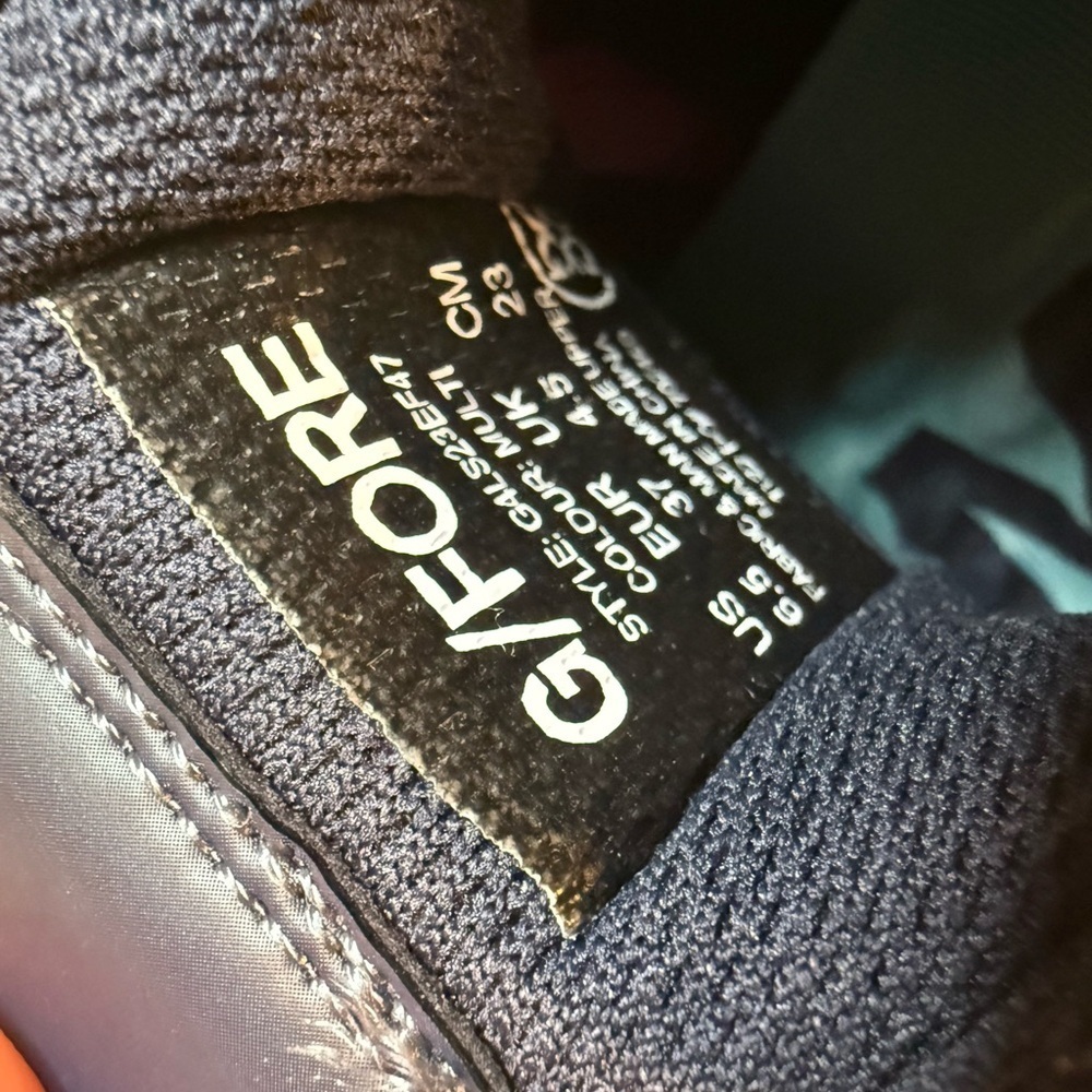 G/FORE Navy and Black Sneakers - Picture 7 of 10